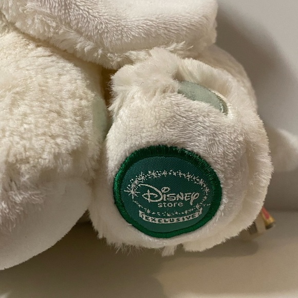 Disney Store Exclusive Winterfun Dumbo Plush Christmas Elephant Stuffed Animal - Picture 10 of 12